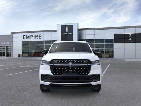New 2026 Lincoln Navigator L Black Label AWD/4WD image 6