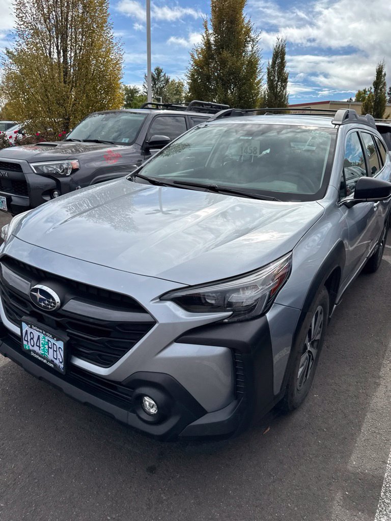 Used 2023 Subaru Outback AWD/4WD image 11