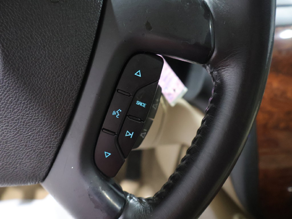 Used 2008 Chevrolet Avalanche LTZ w/ LTZ Preferred Equipment Group AWD/4WD image 35