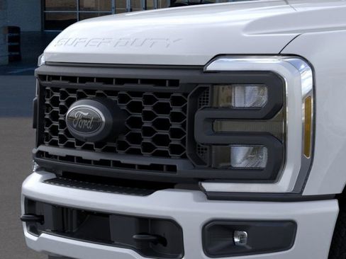 New 2025 Ford F350 Lariat w/ Lariat Ultimate Package image 17