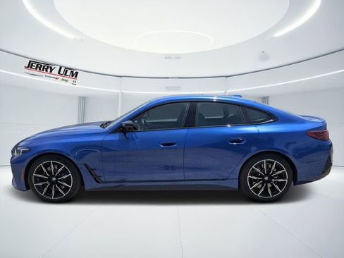 Used 2025 BMW M440i RWD image 6