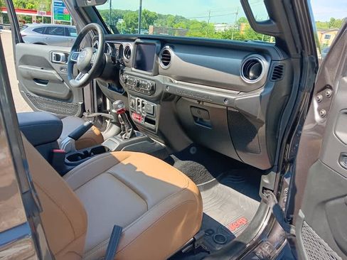 Used 2021 Jeep Wrangler Rubicon AWD/4WD image 16