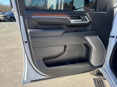 Used 2024 GMC Sierra 2500 Denali w/ Denali Reserve Package image 29