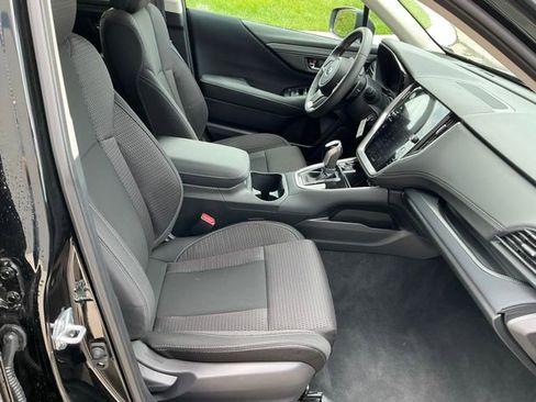Certified 2025 Subaru Outback Premium w/ Popular Package #1A AWD/4WD image 18