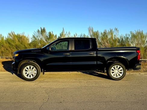 Used 2021 Chevrolet Silverado 1500 Custom image 9