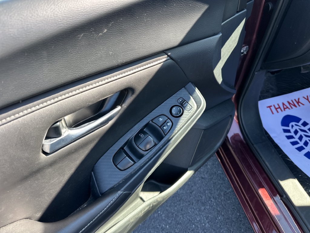 Used 2024 Nissan Sentra SV FWD image 24