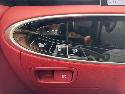 New 2026 Genesis GV70 2.5T Sport Prestige image 36