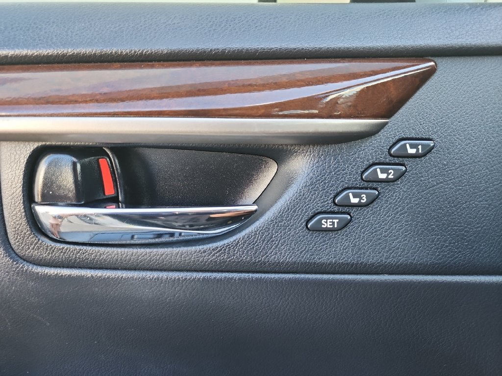 Used 2014 Lexus ES 350 w/ Premium Package FWD image 24