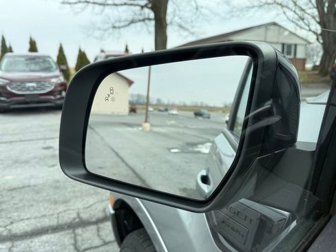 Used 2020 Ford Ranger Lariat w/ Equipment Group 501A Mid image 12