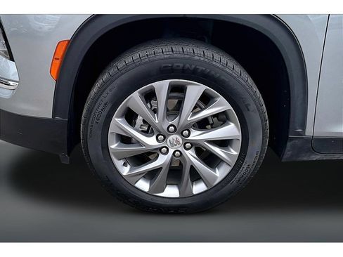Used 2025 Buick Enclave Preferred AWD/4WD image 31