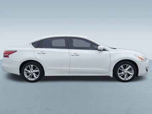 Used 2015 Nissan Altima 2.5 SL w/ Technology Package image 9