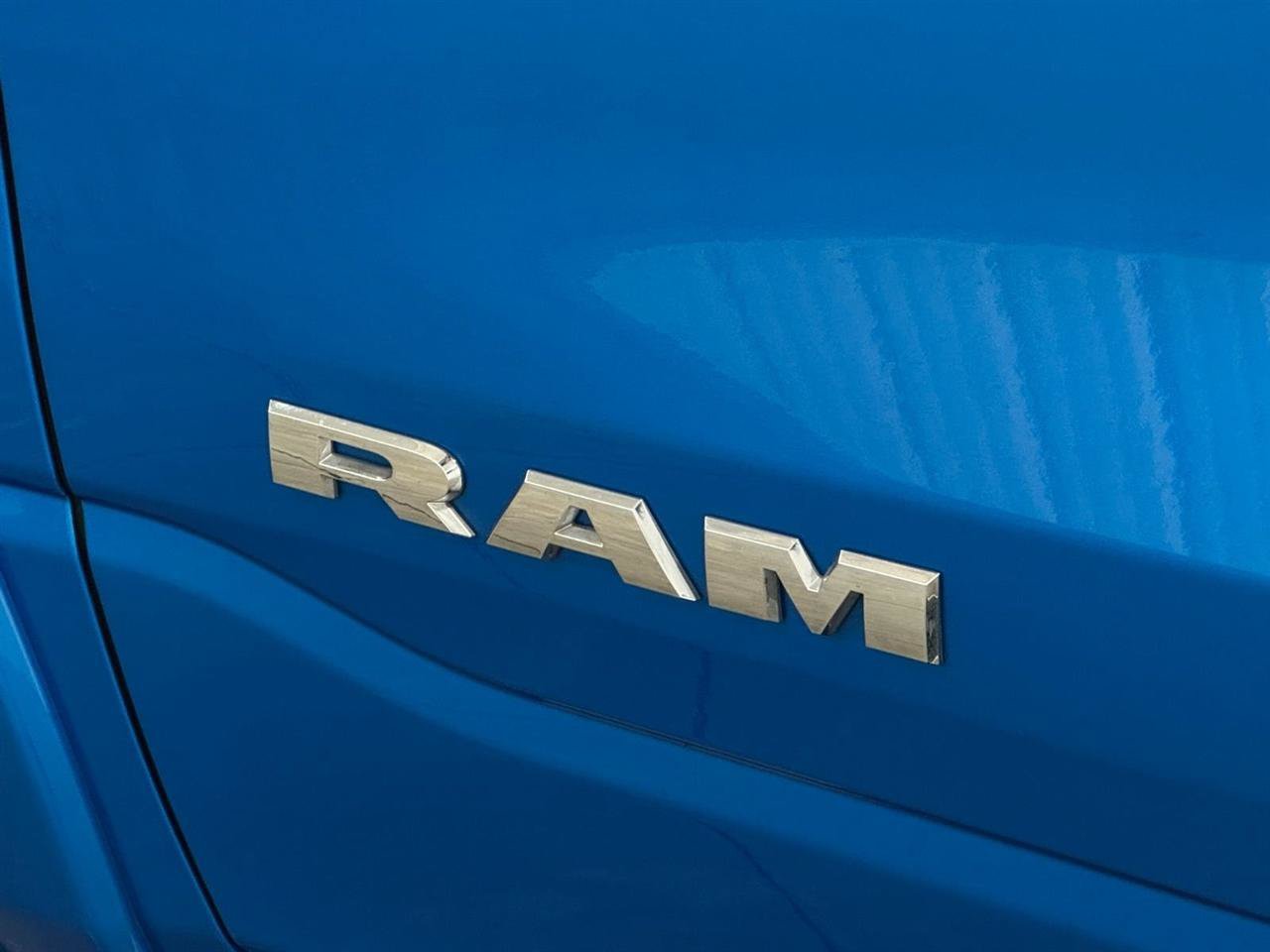 Used 2021 RAM 1500 Laramie AWD/4WD image 39