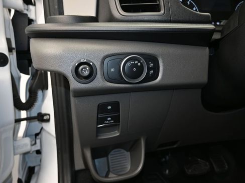 Used 2024 Ford Transit 350 XLT RWD image 12