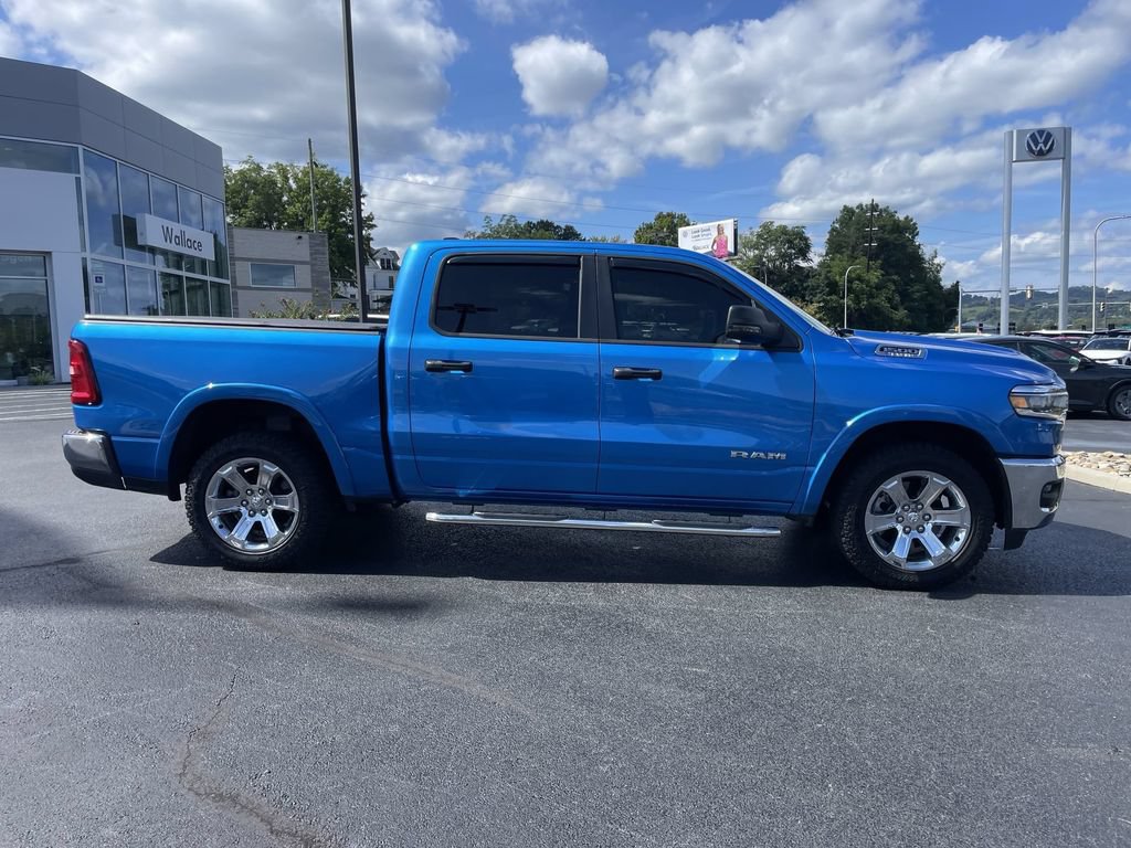 Used 2025 RAM 1500 Big Horn AWD/4WD image 4