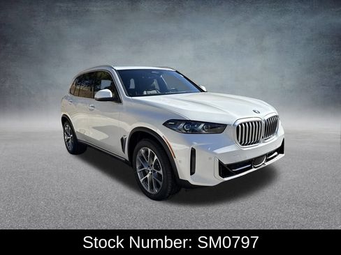 New 2026 BMW X5 xDrive40i w/ Parking Assistance Package AWD/4WD image 7