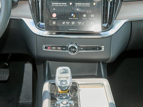 New 2025 Volvo XC90 B6 Plus w/ Protection Package image 26