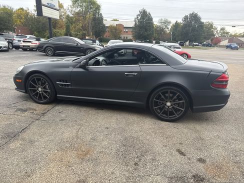 Used 2011 Mercedes-Benz SL 550 image 31