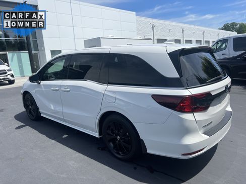 Used 2023 Honda Odyssey Sport image 8