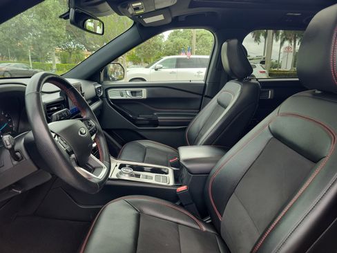 Used 2022 Ford Explorer ST-Line RWD image 26