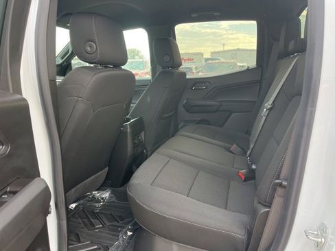 New 2025 GMC Canyon Elevation w/ Convenience Package image 38