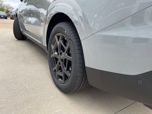 New 2026 Kia Carnival SX FWD image 19