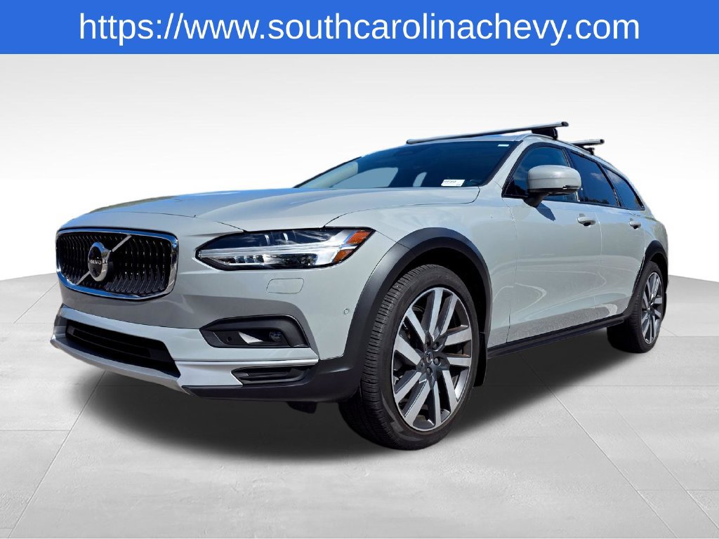 Used 2025 Volvo V90 B6 Cross Country Plus AWD/4WD image 37