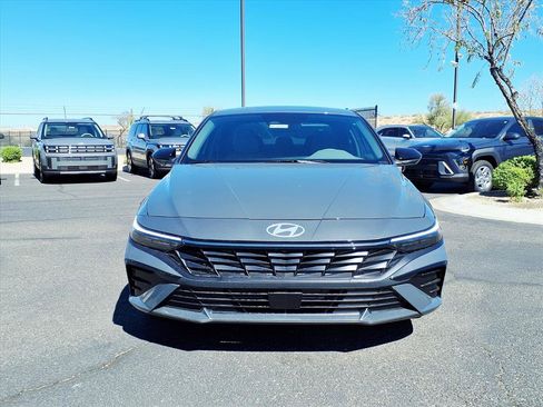 New 2026 Hyundai Elantra SEL Sport Premium image 2