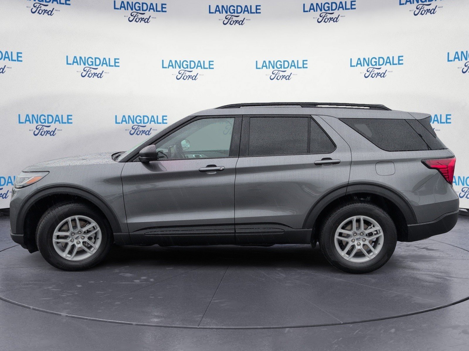 New 2027 Ford Explorer Active w/ Active Comfort Package RWD image 10