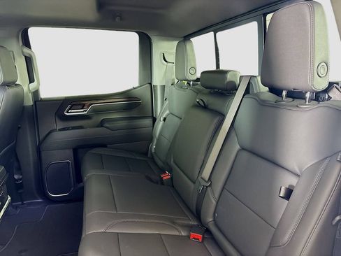 New 2026 GMC Sierra 1500 SLT w/ SLT Premium Plus Package image 25