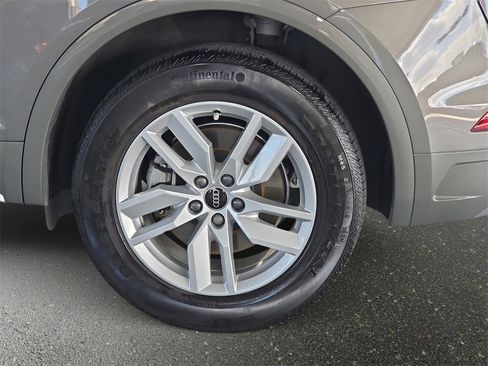 Certified 2023 Audi Q5 2.0T Premium image 28