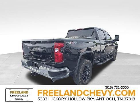 Used 2025 Chevrolet Silverado 2500 W/T w/ WT Convenience Package AWD/4WD image 2