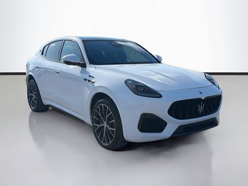Used 2023 Maserati Grecale Modena AWD/4WD image 7