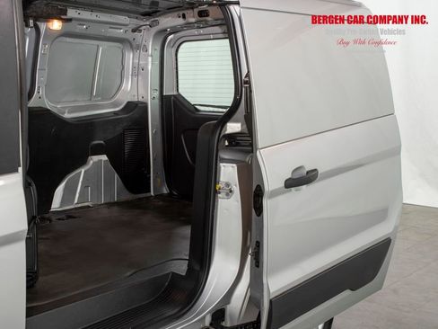 Used 2015 Ford Transit Connect XL image 6