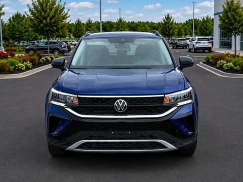 Used 2024 Volkswagen Taos S FWD image 8
