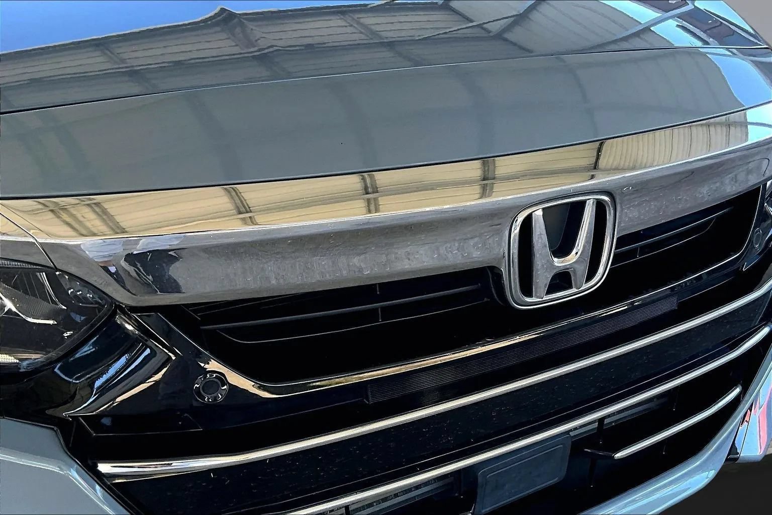 Used 2021 Honda Accord Touring image 30