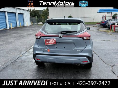 Used 2021 Nissan Kicks SR w/ SR Premium Package FWD image 6