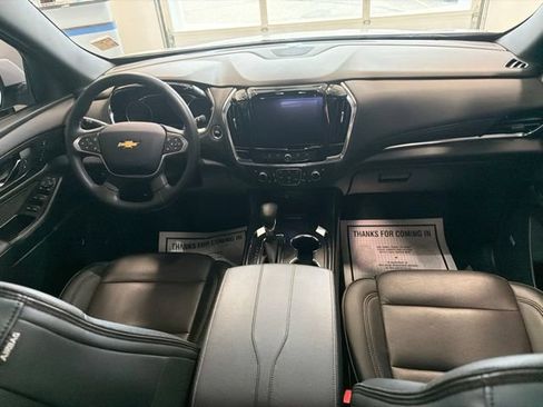 Used 2023 Chevrolet Traverse High Country AWD/4WD image 23