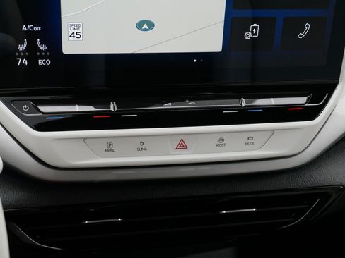 Certified 2023 Volkswagen ID.4 Pro S AWD/4WD image 23