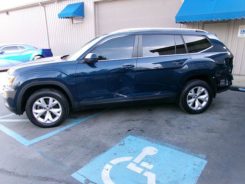 Used 2019 Volkswagen Atlas SE image 2