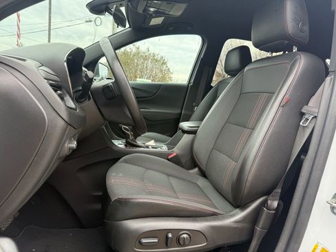 Used 2022 Chevrolet Equinox RS image 25