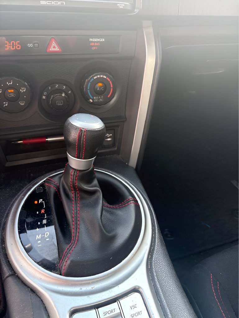 Used 2013 Scion FR-S RWD image 10