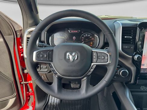 Used 2025 RAM 1500 Big Horn AWD/4WD image 19
