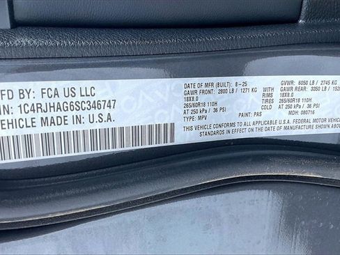 New 2025 Jeep Grand Cherokee Laredo X w/ Luxury Tech Group I image 15