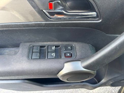 Used 2011 Honda CR-V LX image 15