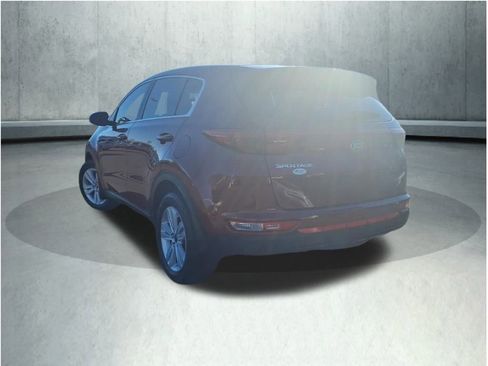 Used 2019 Kia Sportage LX image 14