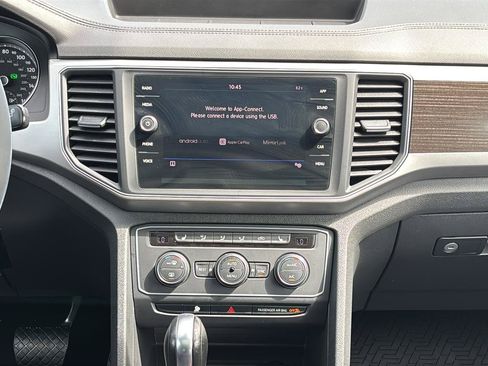 Used 2019 Volkswagen Atlas SE w/ Panoramic Sunroof Package FWD image 19