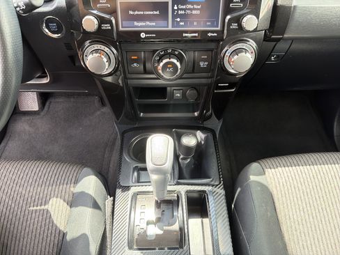 Certified 2024 Toyota 4Runner TRD Off-Road image 8