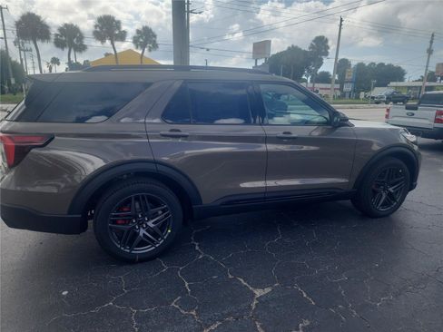 New 2026 Ford Explorer ST w/ Sun And Sound Package AWD/4WD image 6