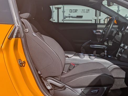 Certified 2019 Ford Mustang GT w/ Performance Package - Level 2 image 13