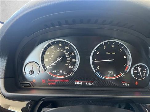 Used 2016 BMW 528i Sedan RWD image 17